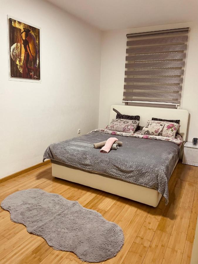 Apartman Royal 1 Doboj Kültér fotó