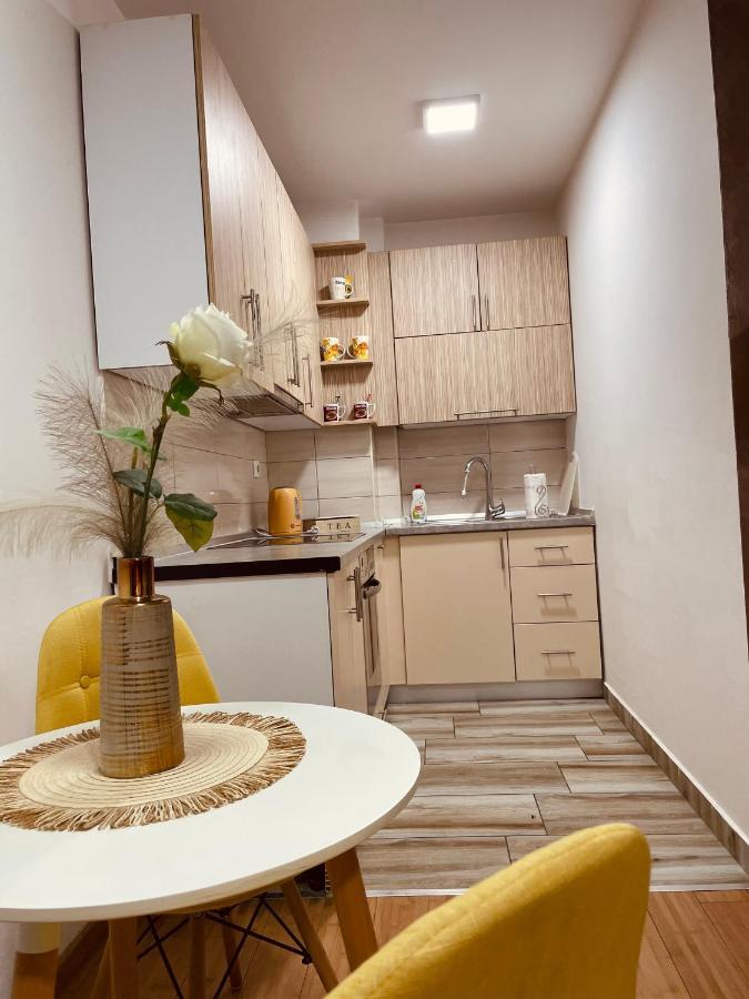 Apartman Royal 1 Doboj Kültér fotó