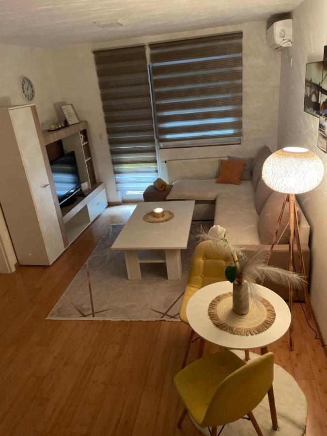Apartman Royal 1 Doboj Kültér fotó