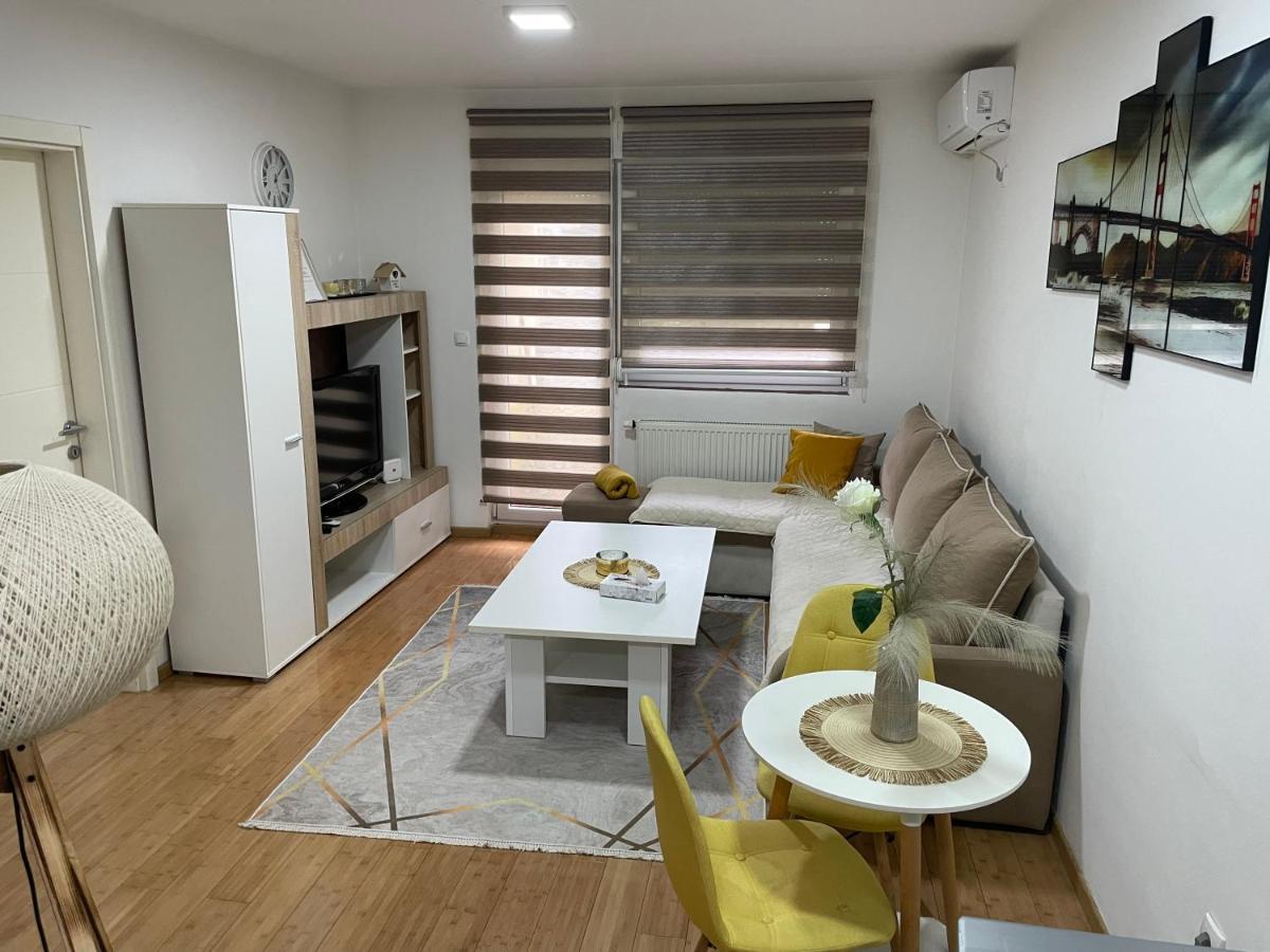 Apartman Royal 1 Doboj Kültér fotó